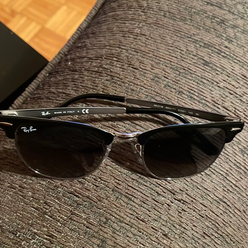 Ray-ban clubmaster sunglasses rb3716